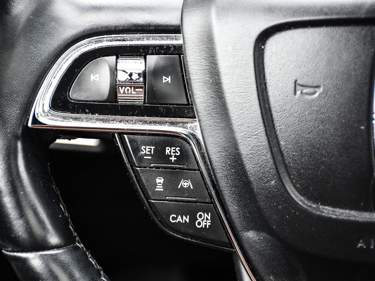 2022 Lincoln Nautilus Reserve NAV | SUNROOF | HTD SEATS | REMOTE START Photo