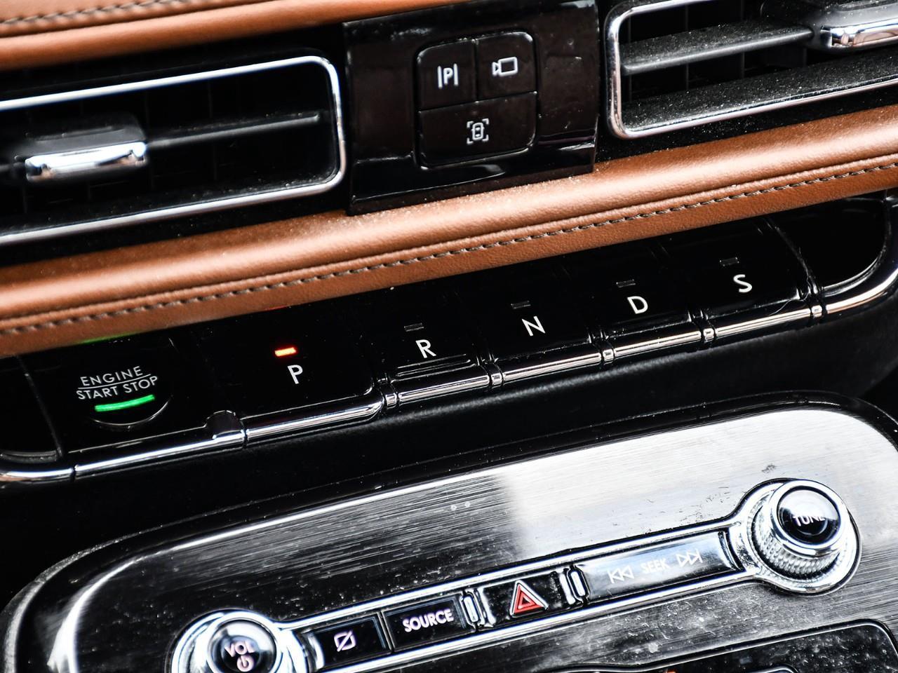 2022 Lincoln Nautilus Reserve NAV | SUNROOF | HTD SEATS | REMOTE START Photo