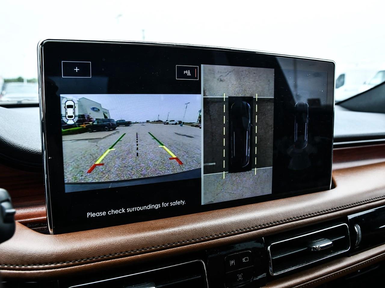 2022 Lincoln Nautilus Reserve NAV | SUNROOF | HTD SEATS | REMOTE START Photo