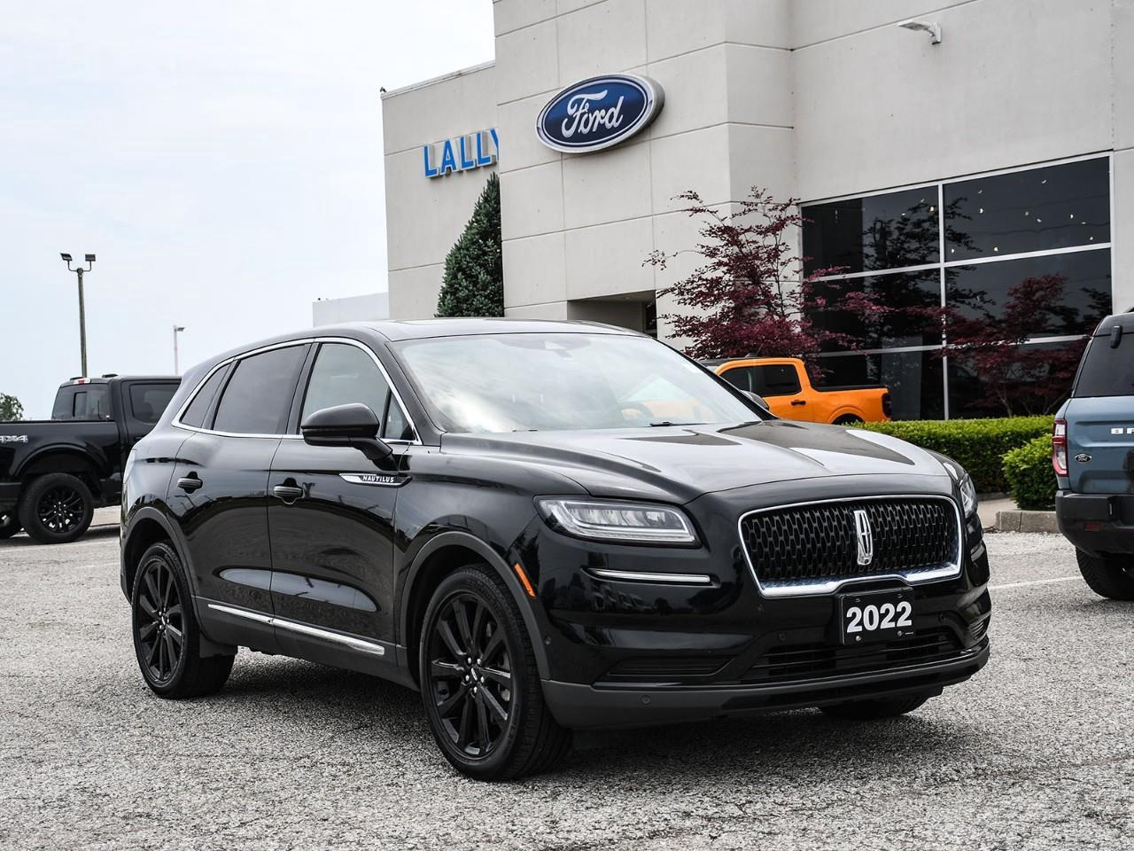 2022 Lincoln Nautilus Reserve NAV | SUNROOF | HTD SEATS | REMOTE START Photo