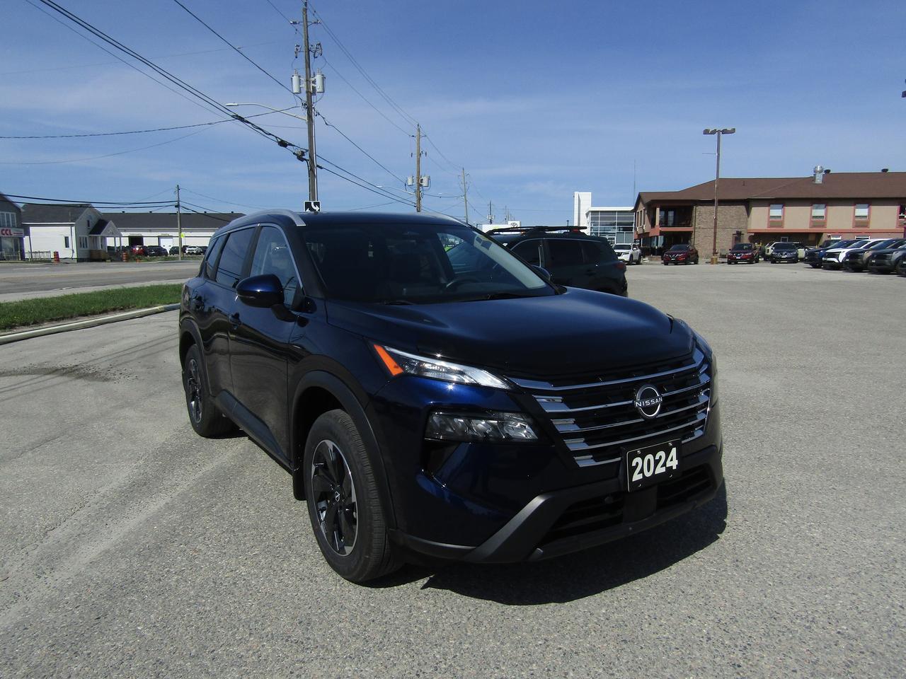 2024 Nissan Rogue SV Photo0