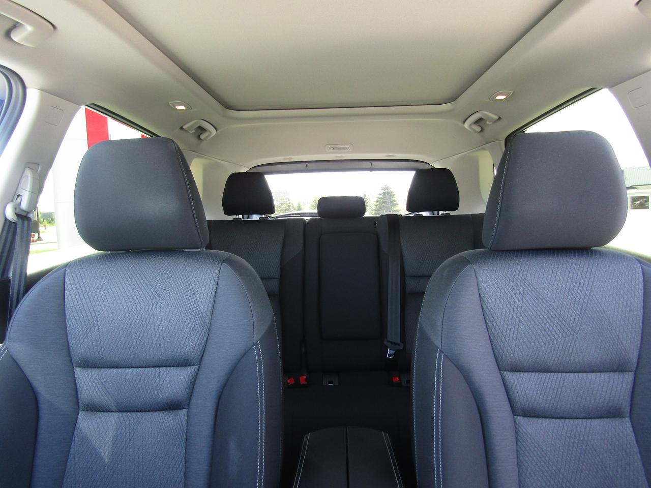 2024 Nissan Rogue SV Photo