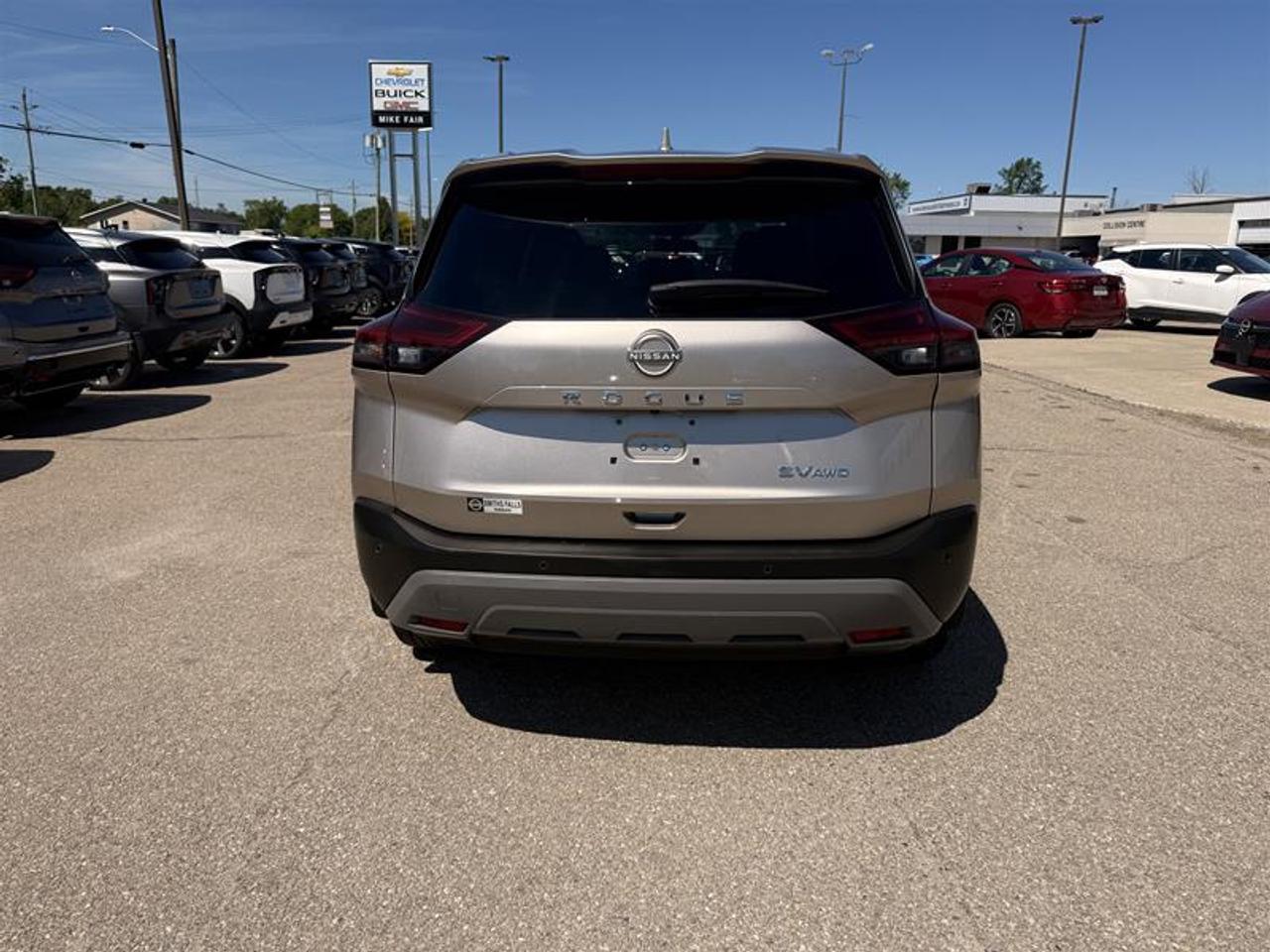 2023 Nissan Rogue SV AWD CVT (2) Photo