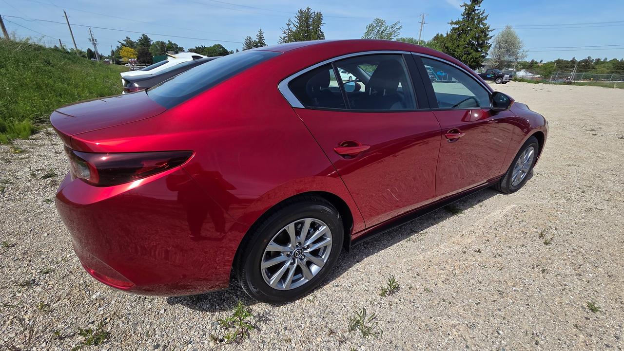 2026 Mazda MAZDA3 GX FWD Photo