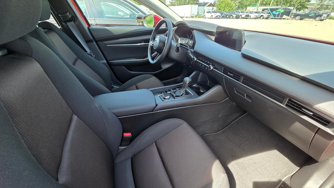 2026 Mazda MAZDA3 GX FWD Photo
