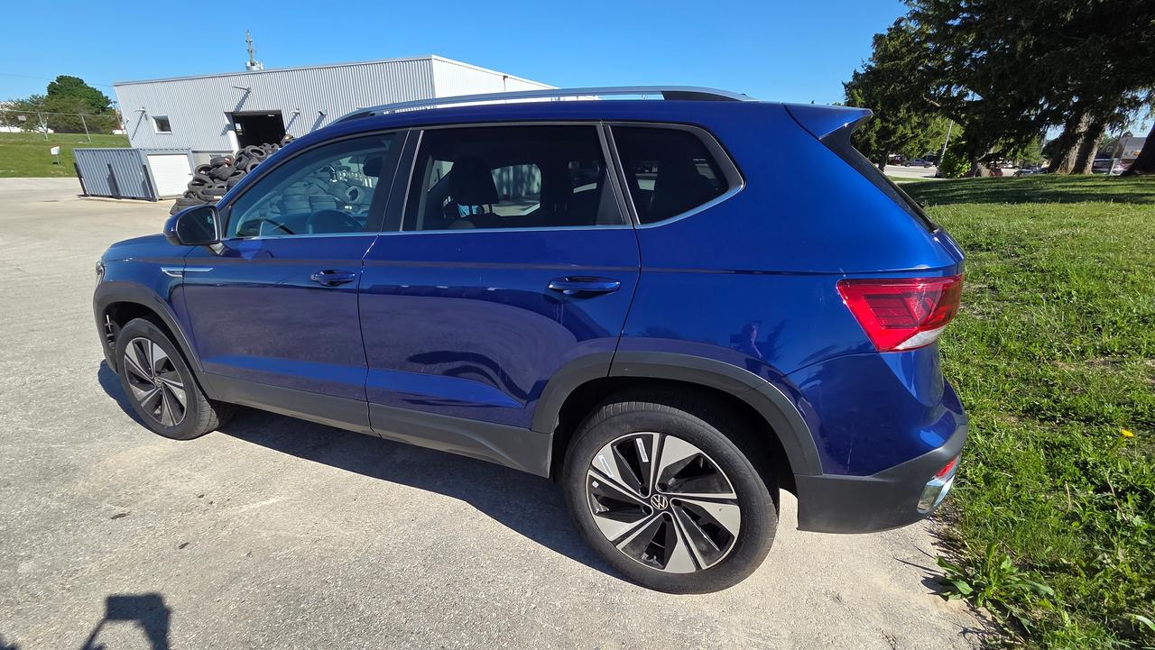 2024 Volkswagen Taos Comfortline Photo