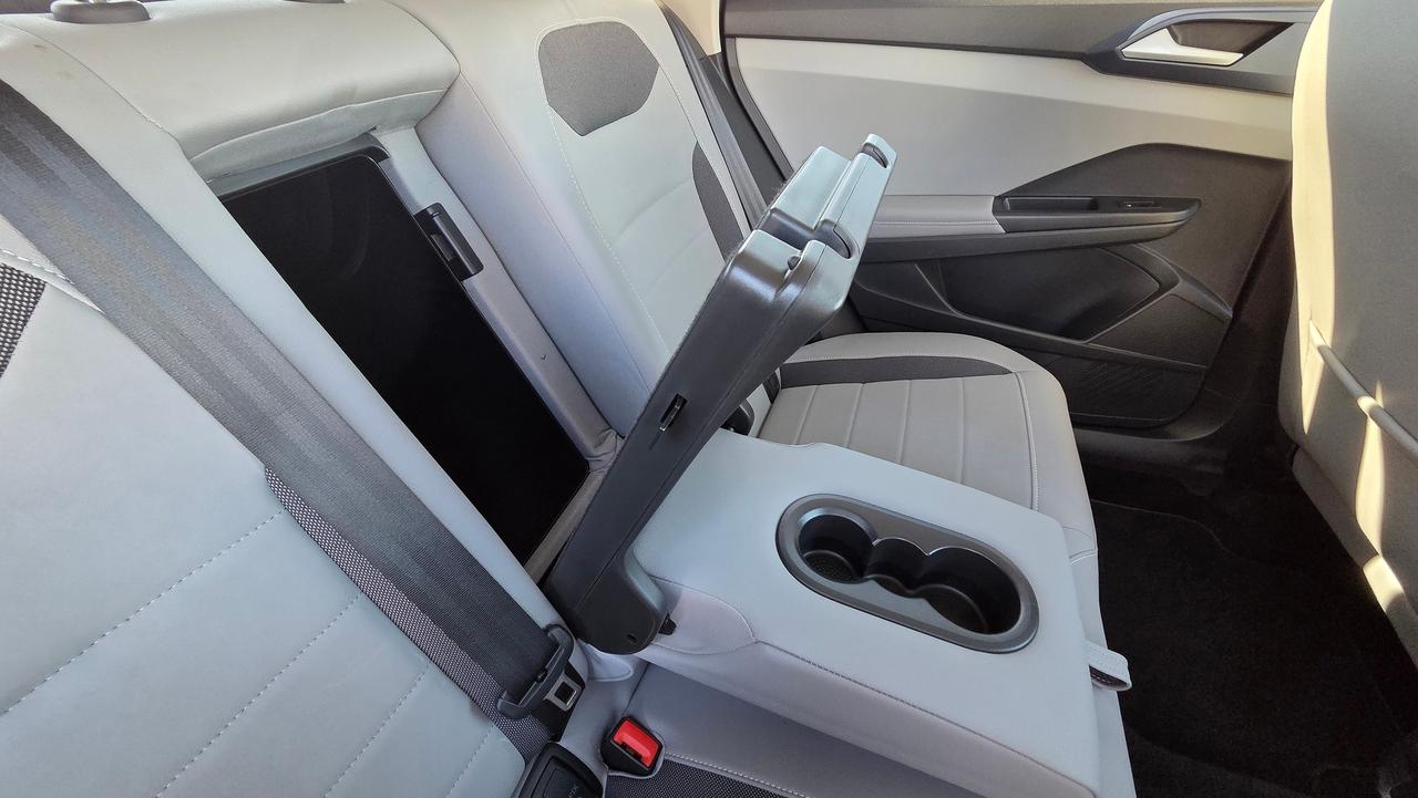 2024 Volkswagen Taos Comfortline Photo