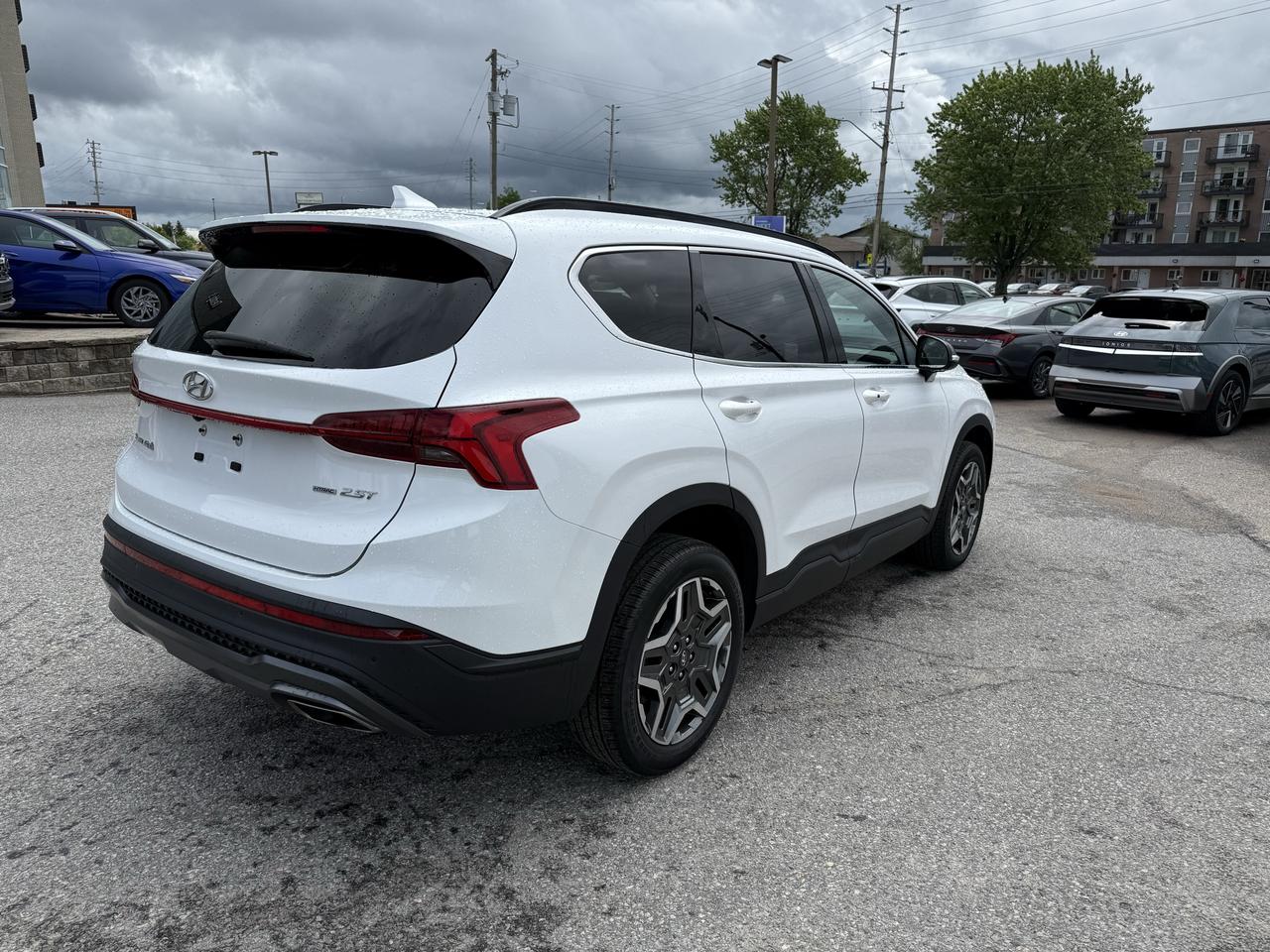 2022 Hyundai Santa Fe URBAN AWD Photo