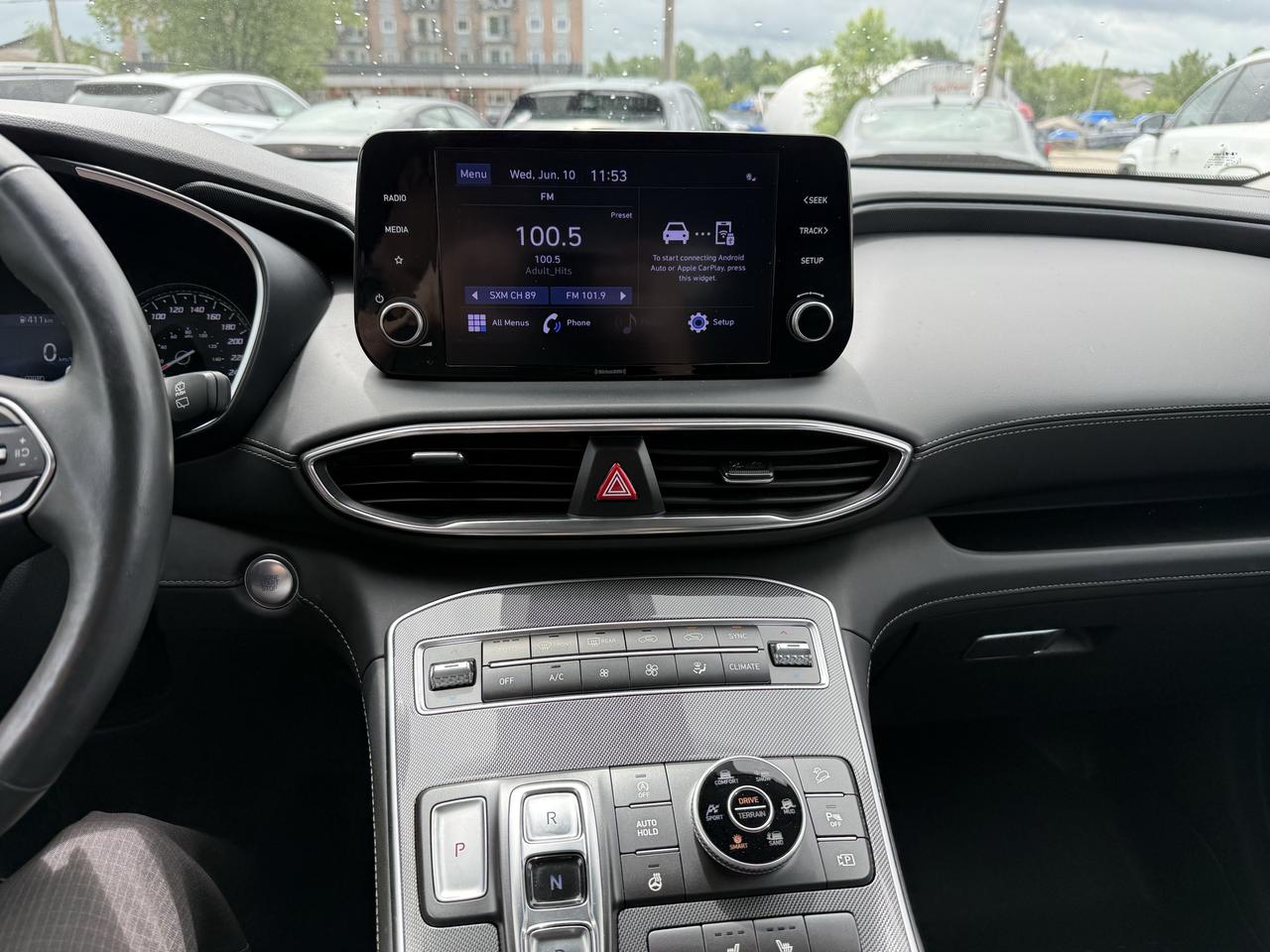 2022 Hyundai Santa Fe URBAN AWD Photo