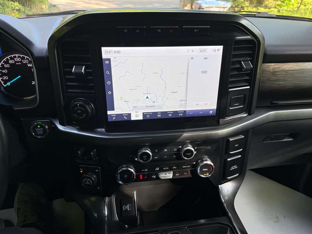 2023 Ford F-150 XLT 4WD SuperCrew 5.5' Box Photo