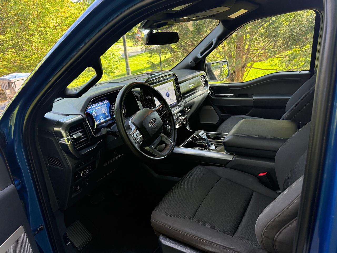 2023 Ford F-150 XLT 4WD SuperCrew 5.5' Box Photo