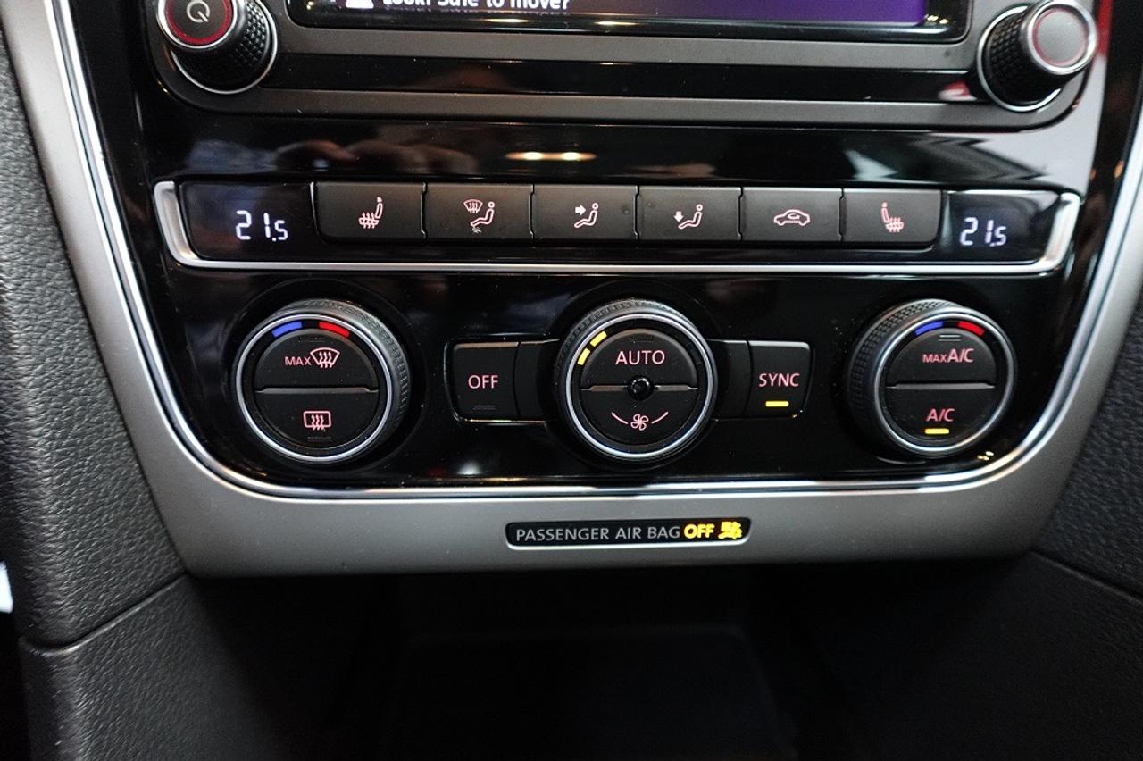 2018 Volkswagen Passat TRENDLINE+,ALL SERVICE RECORDS.NO ACCIDENT Photo