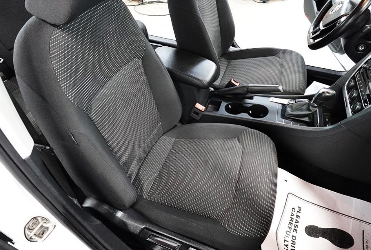 2018 Volkswagen Passat TRENDLINE+,ALL SERVICE RECORDS.NO ACCIDENT Photo