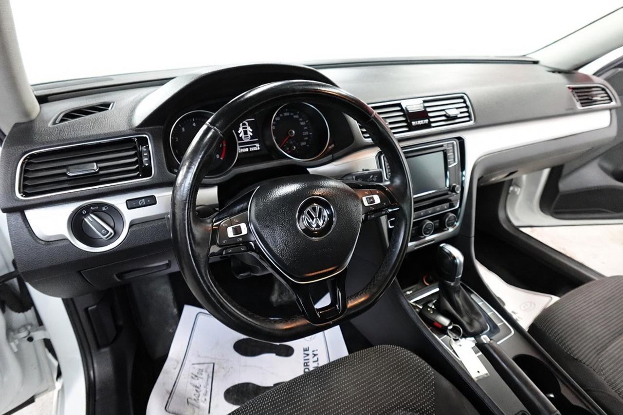 2018 Volkswagen Passat TRENDLINE+,ALL SERVICE RECORDS.NO ACCIDENT Photo