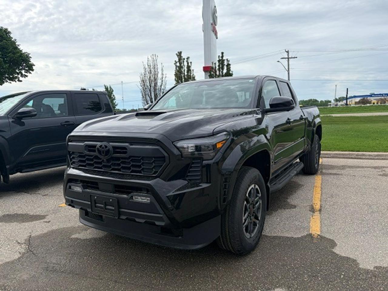 2026 Toyota Tacoma Double Cab SPORT PREMIUM Photo