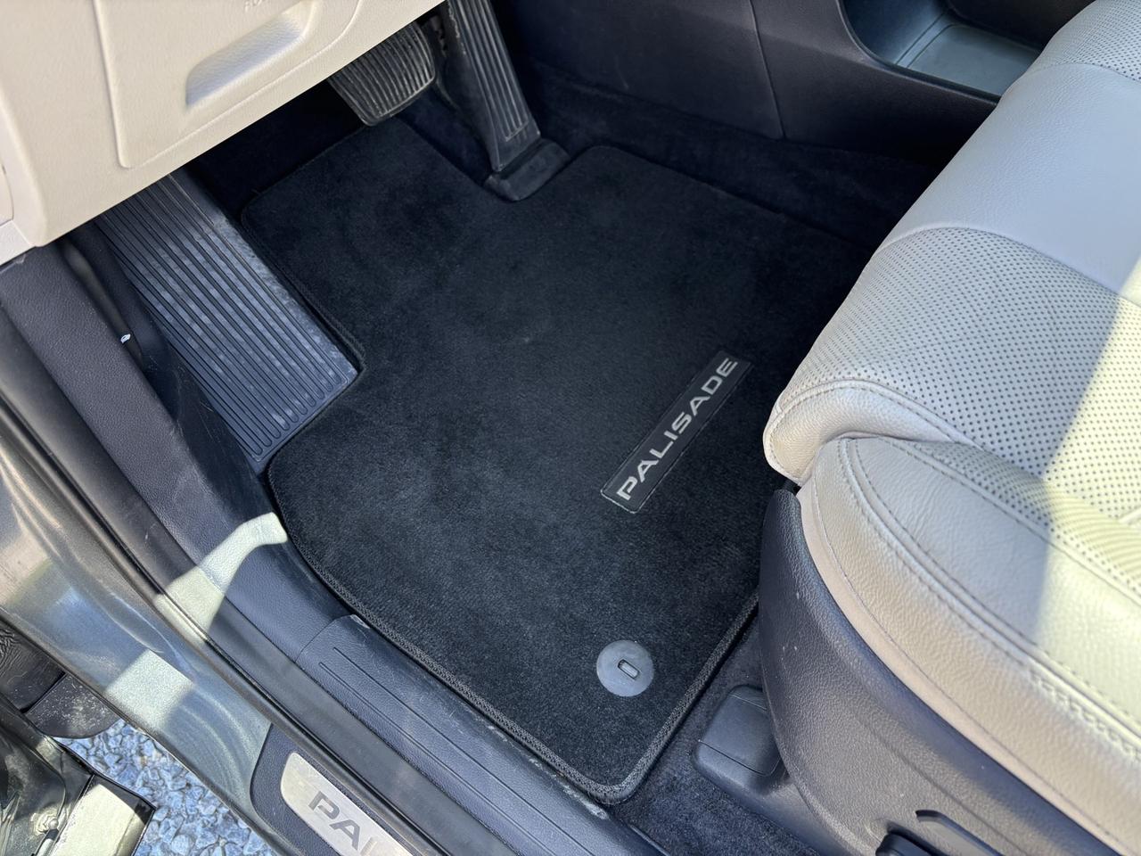 2020 Hyundai PALISADE SEL AWD Leather, Carplay Photo