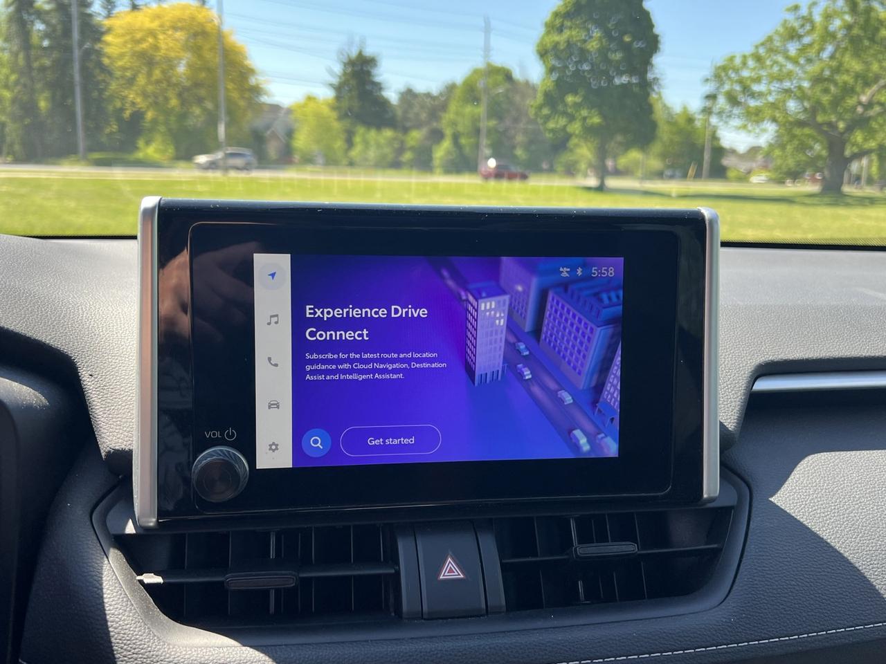 2024 Toyota RAV4 Hybrid XLE *NO Accidents Photo