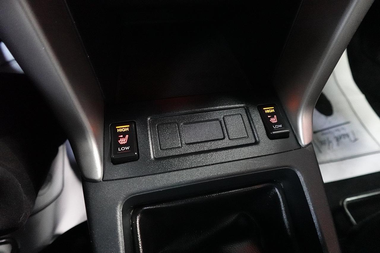 2016 Subaru Forester NO ACCIDENT,ONE OWNER,WELL MAINTAIN Photo
