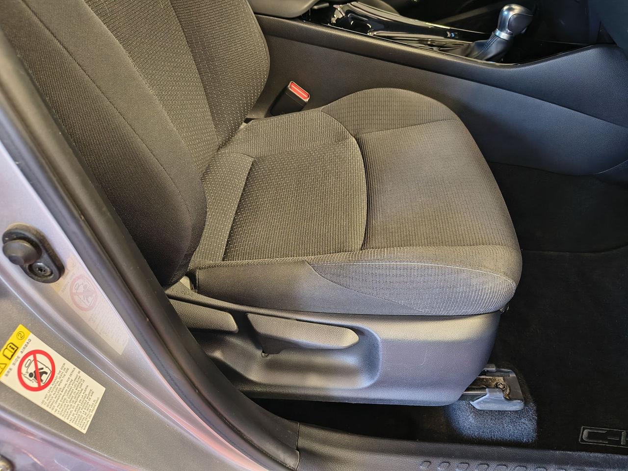 2019 Toyota C-HR  Photo0