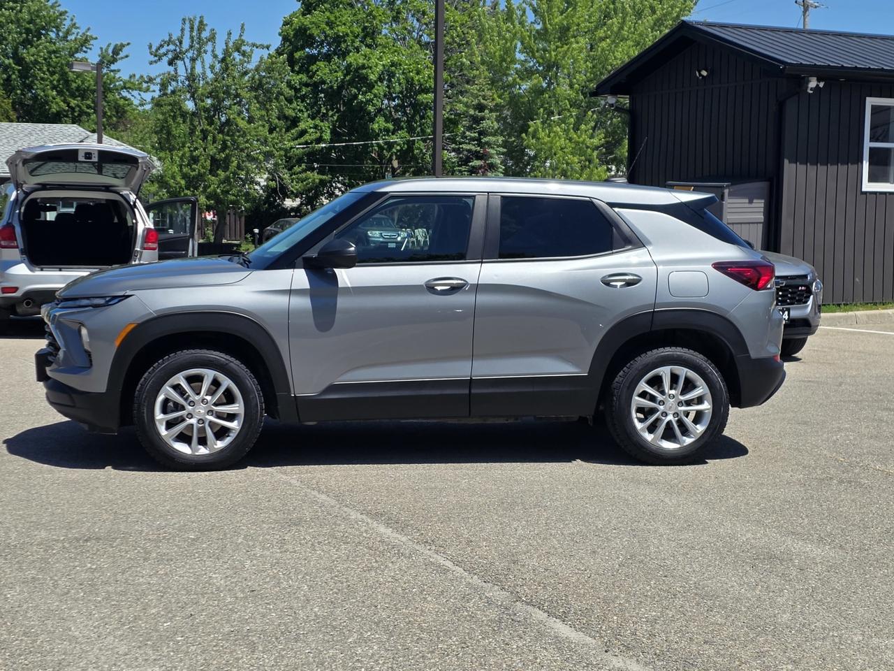 2024 Chevrolet TrailBlazer LS AWD Photo