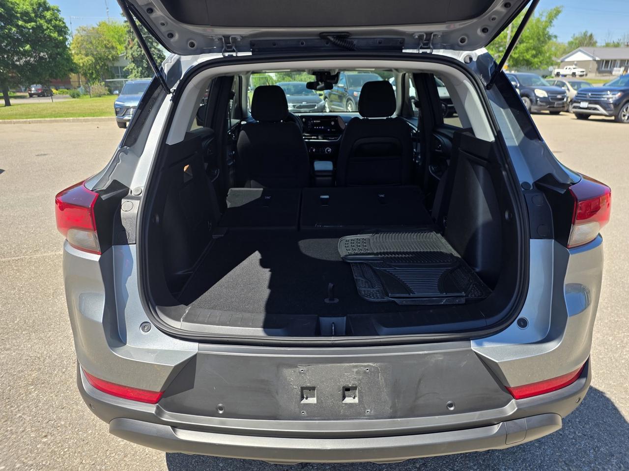 2024 Chevrolet TrailBlazer LS AWD Photo