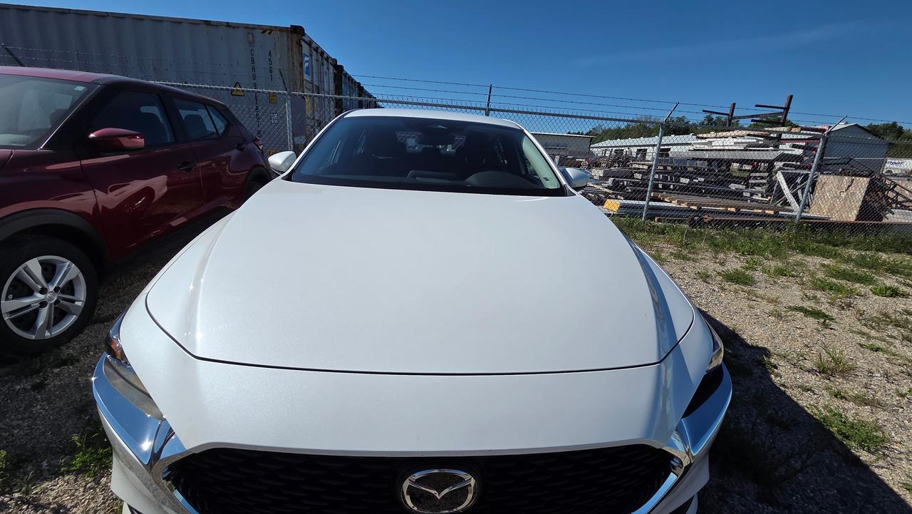 2026 Mazda MAZDA3 GX FWD Photo2