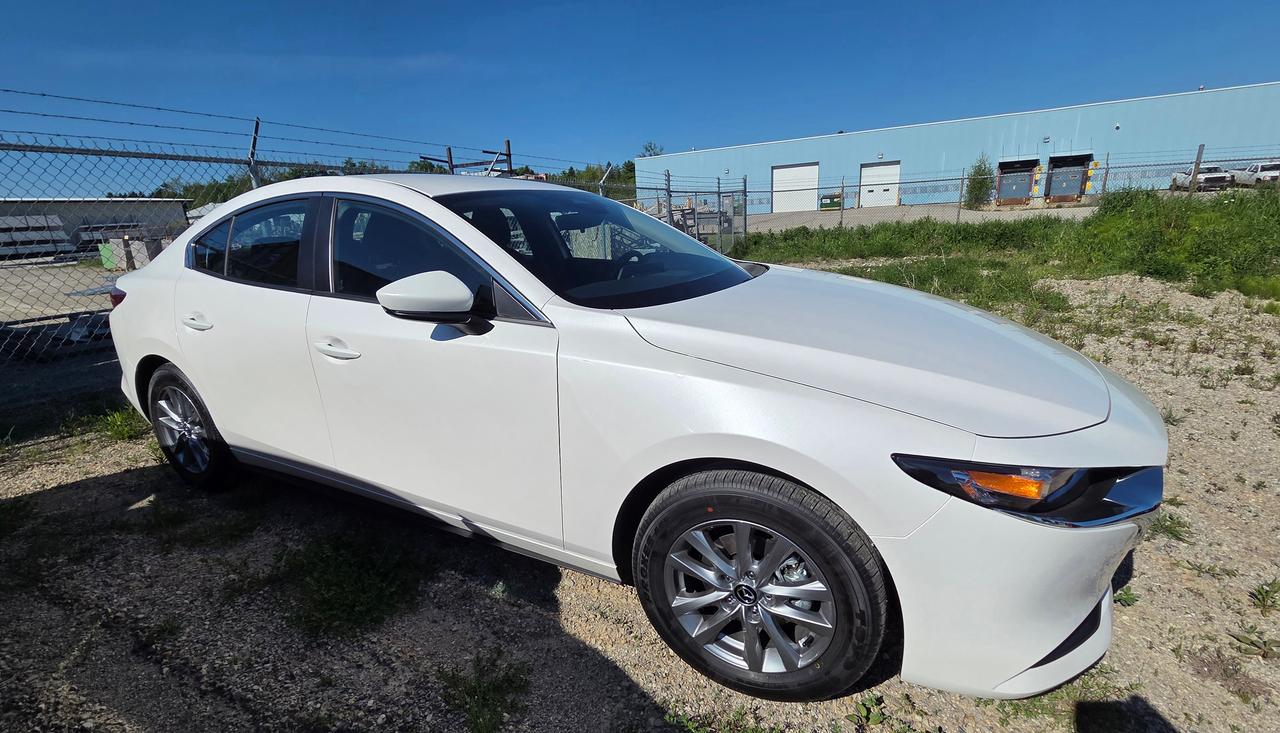 2026 Mazda MAZDA3 GX FWD Photo