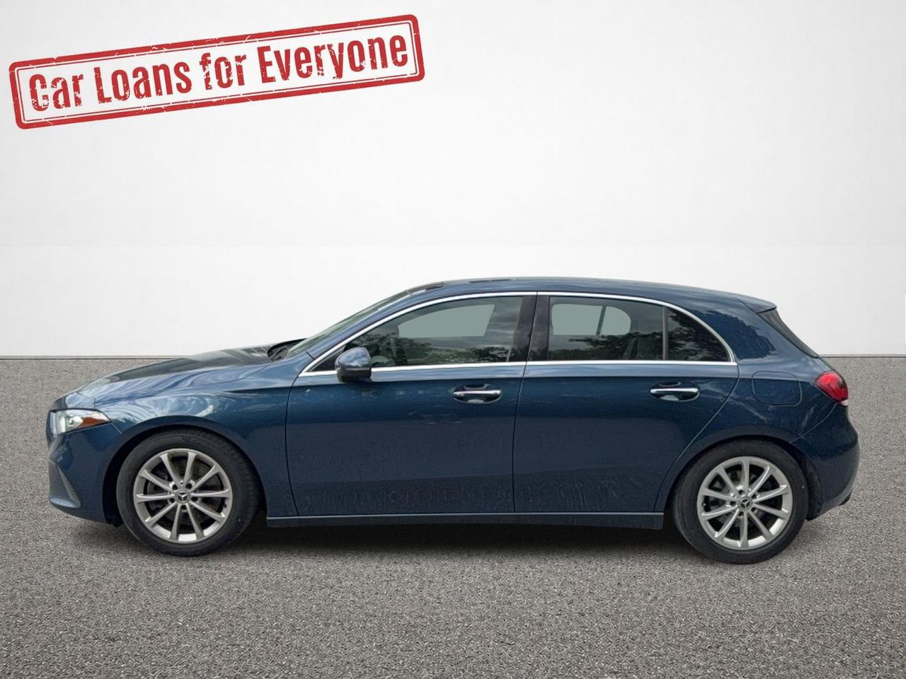 2020 Mercedes-Benz A-Class 250 4MATIC - SUNROOF - HEATED LEATHER - NAVIGATION Photo