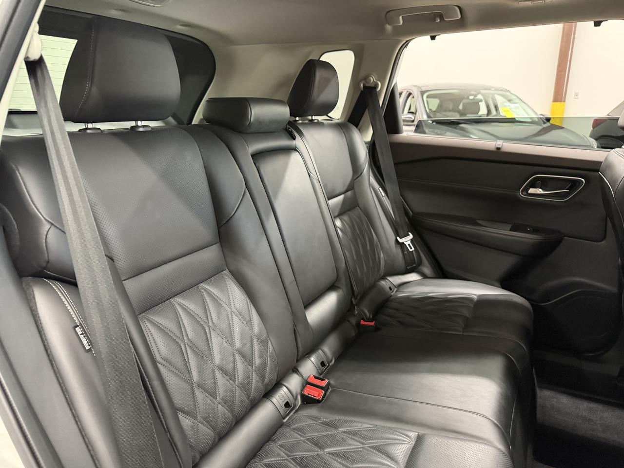 2021 Nissan Rogue Platinum Photo