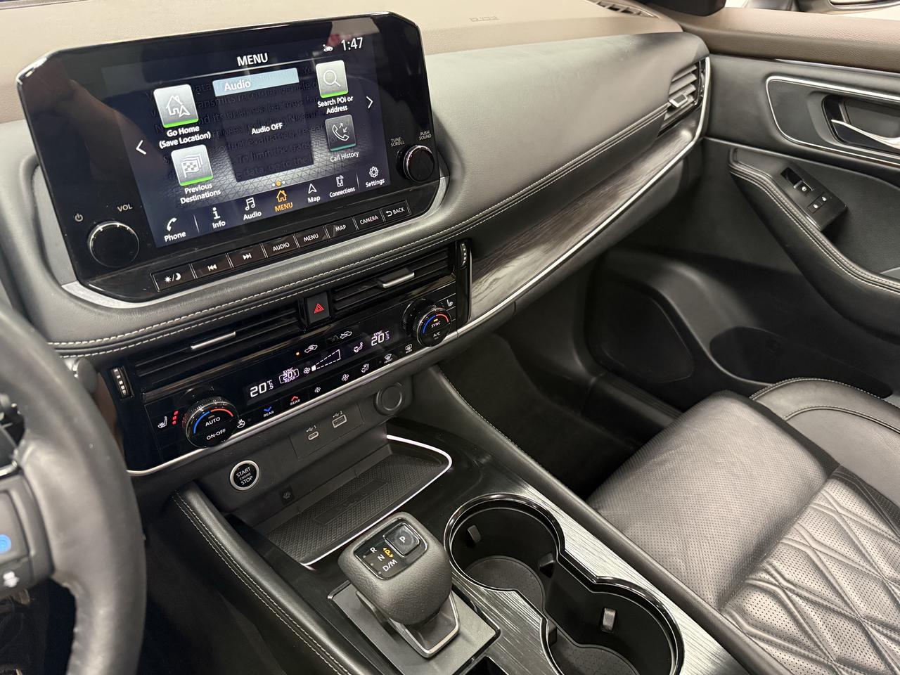 2021 Nissan Rogue Platinum Photo