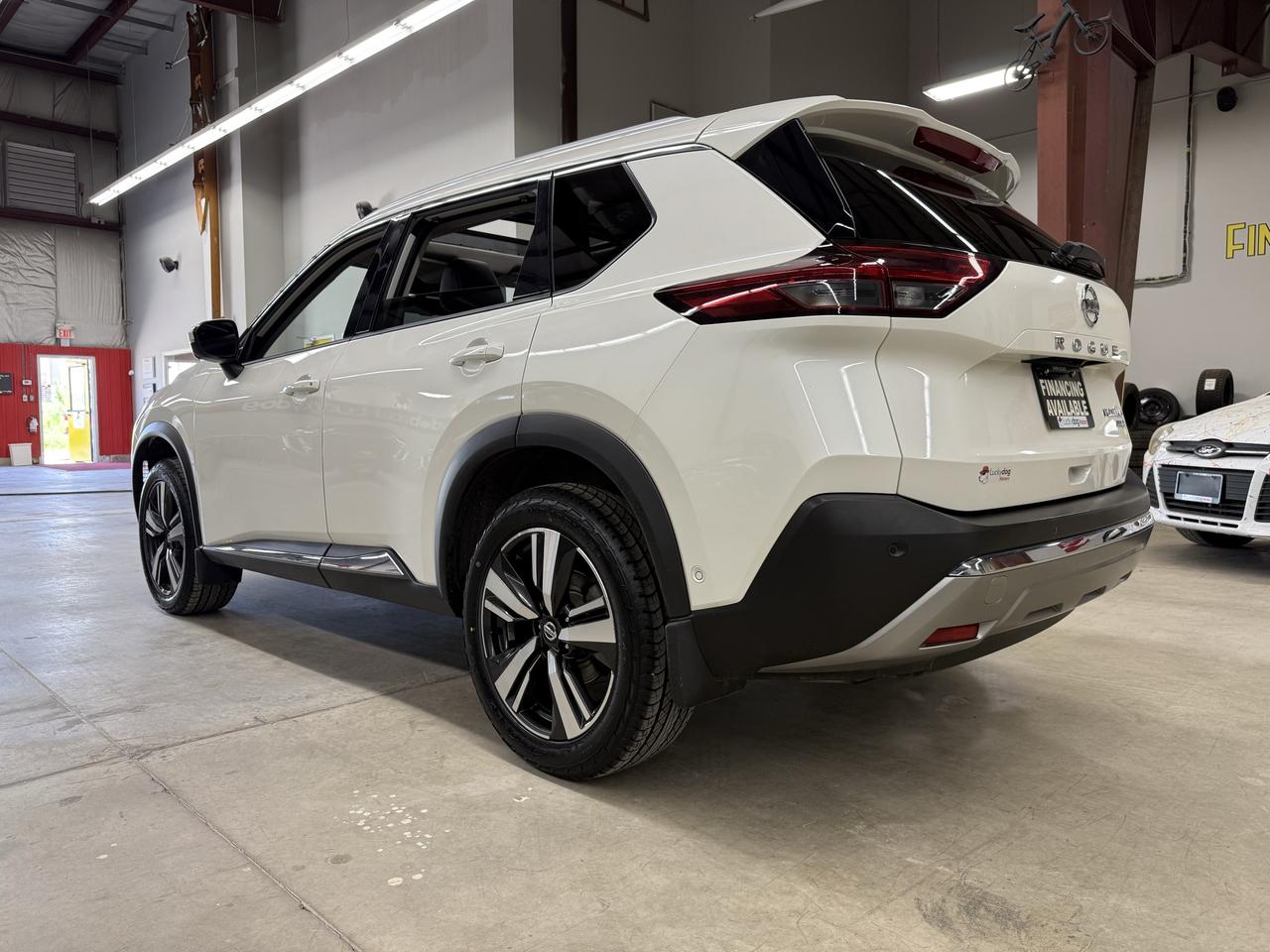 2021 Nissan Rogue Platinum Photo