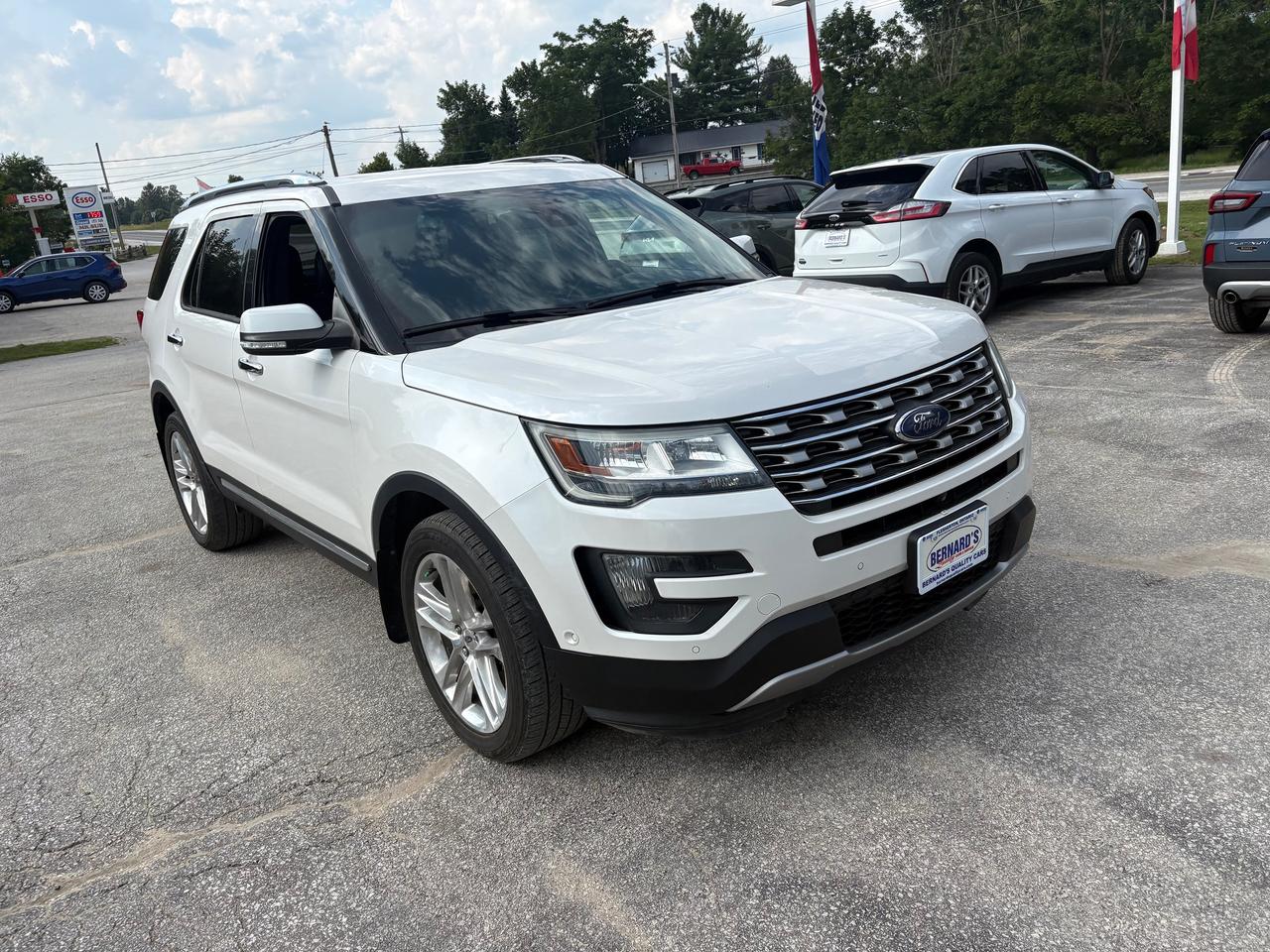 2016 Ford Explorer LIMITED Photo3