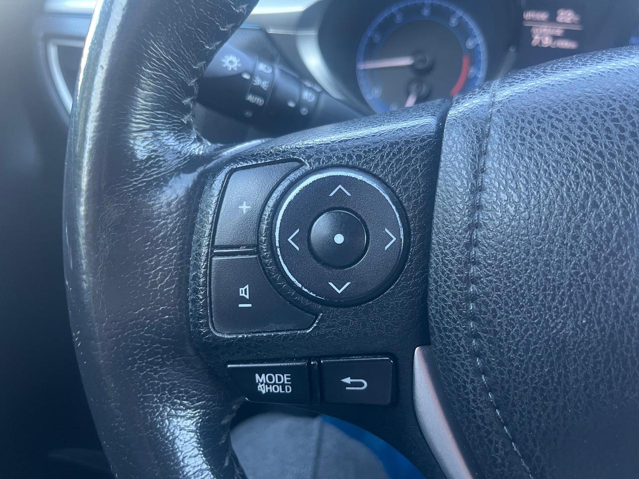 2016 Toyota Corolla 4dr Sdn CVT S Photo