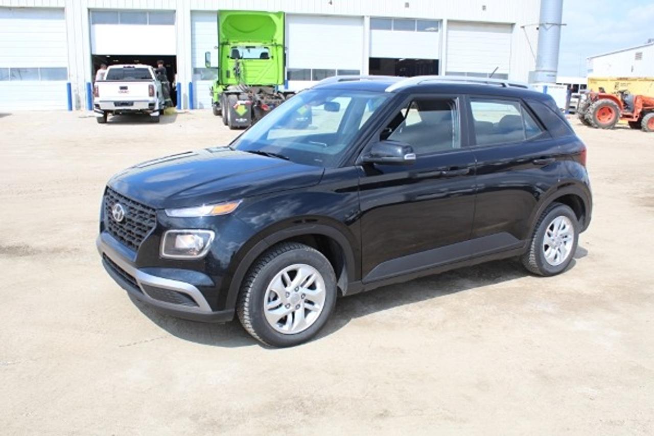 2025 Hyundai Venue Preferred w/Htd cloth, BUC - Photo #1