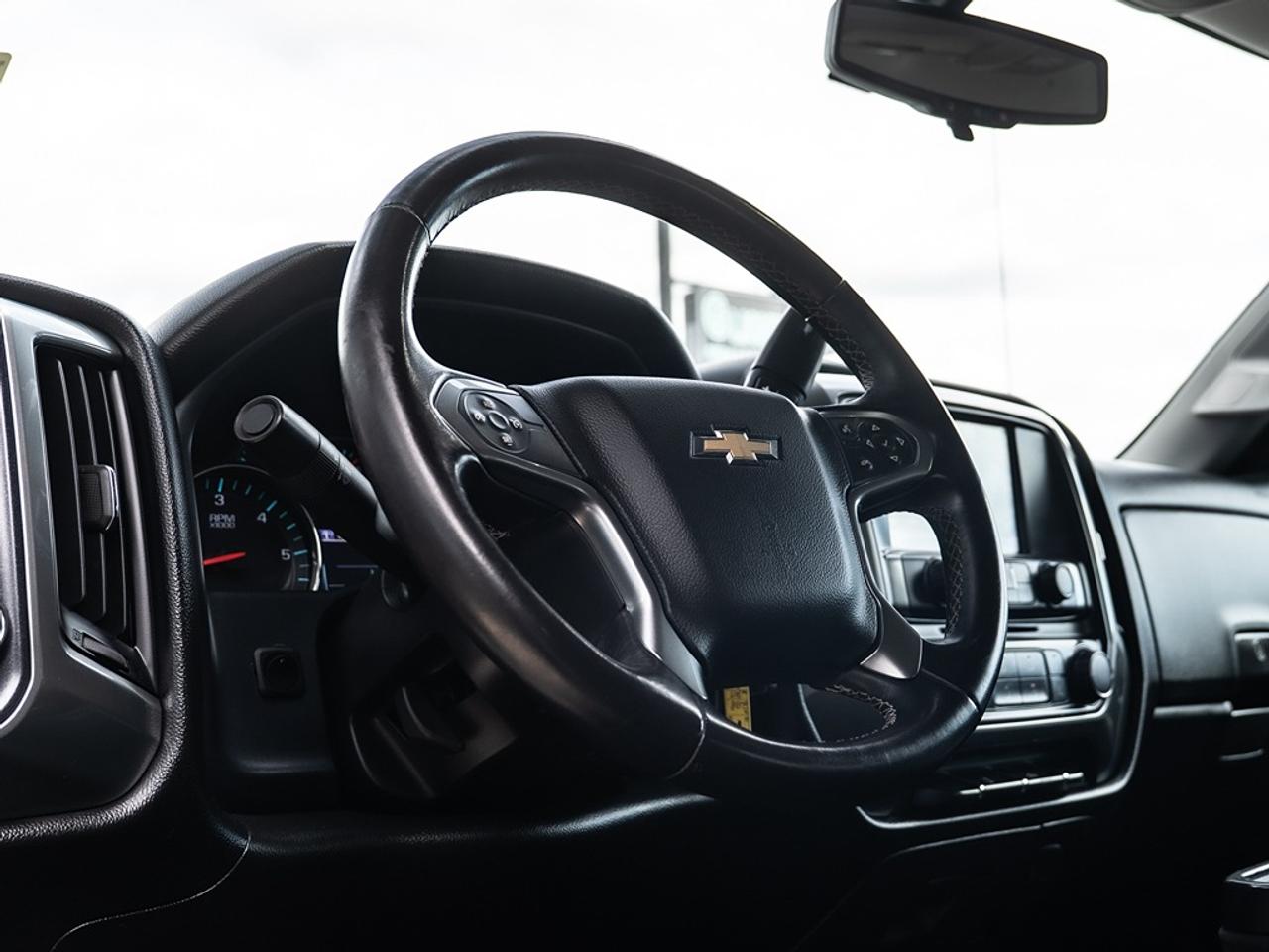 2017 Chevrolet Silverado 1500 LT Photo12