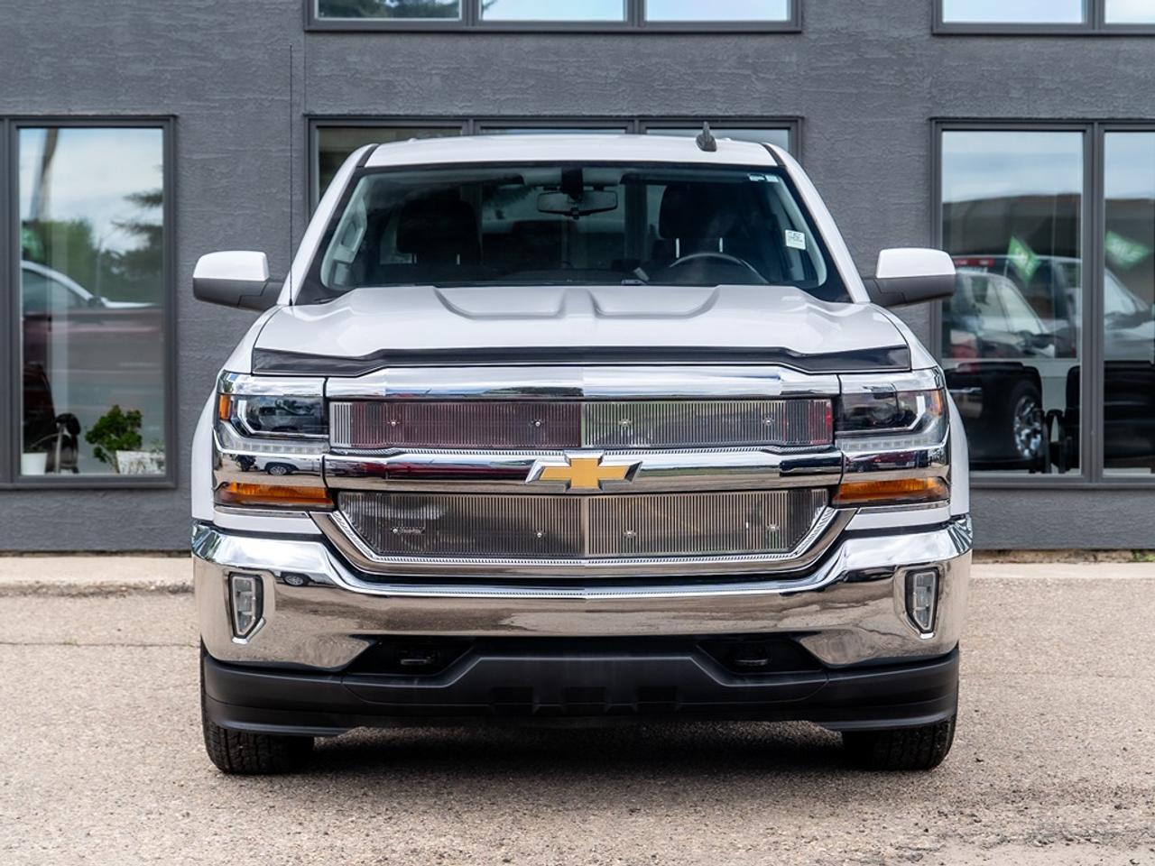 2017 Chevrolet Silverado 1500 LT Photo2