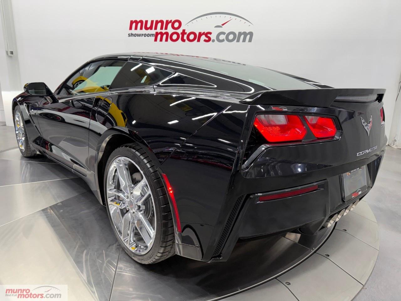 2019 Chevrolet Corvette StingRay Coupe 2LT Photo