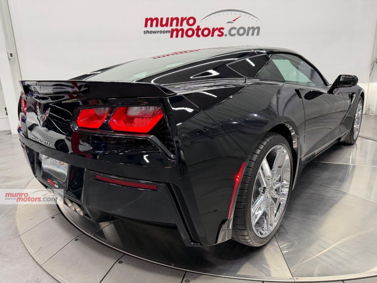 2019 Chevrolet Corvette StingRay Coupe 2LT Photo