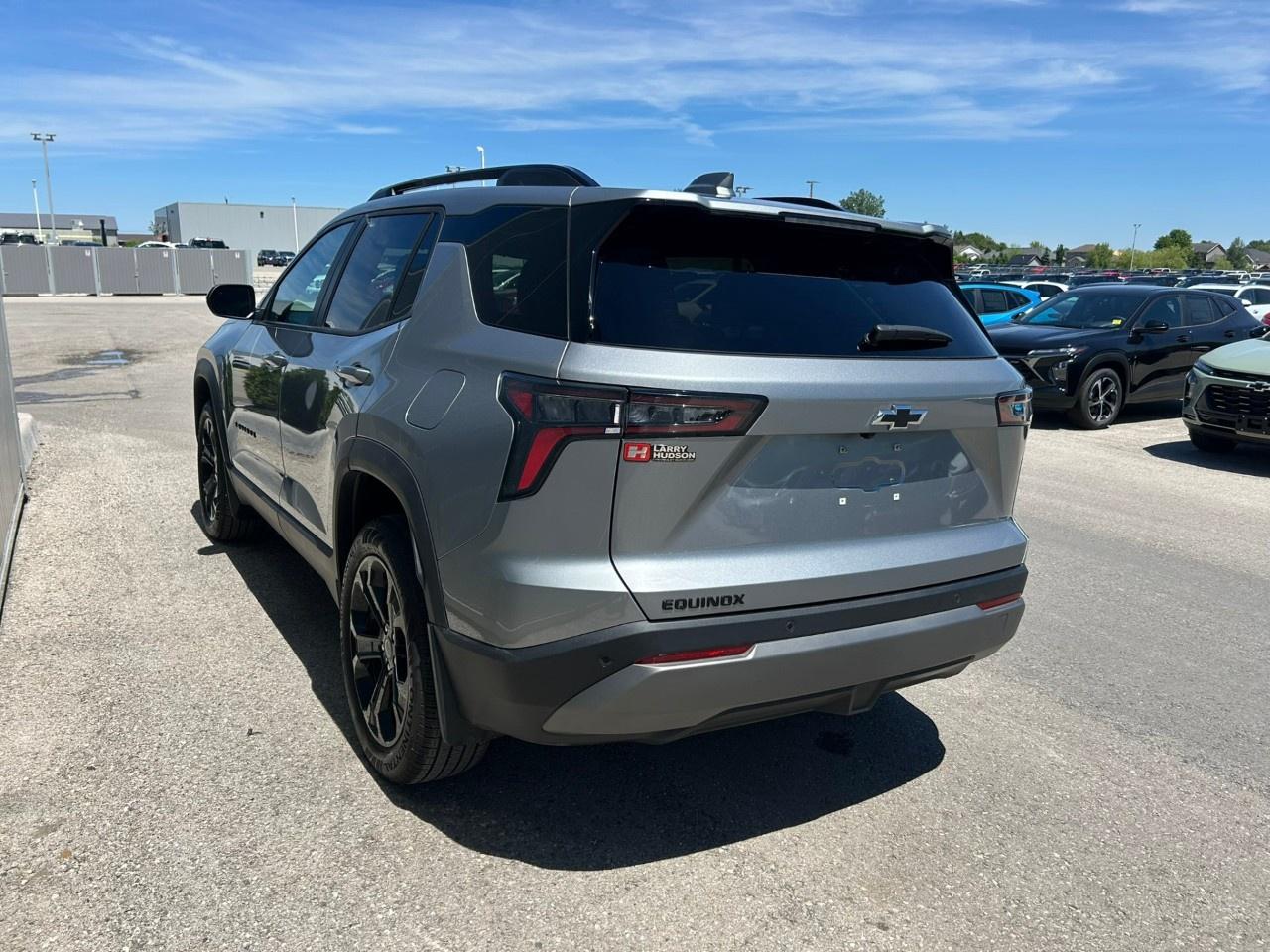 2026 Chevrolet Equinox FWD LT Photo