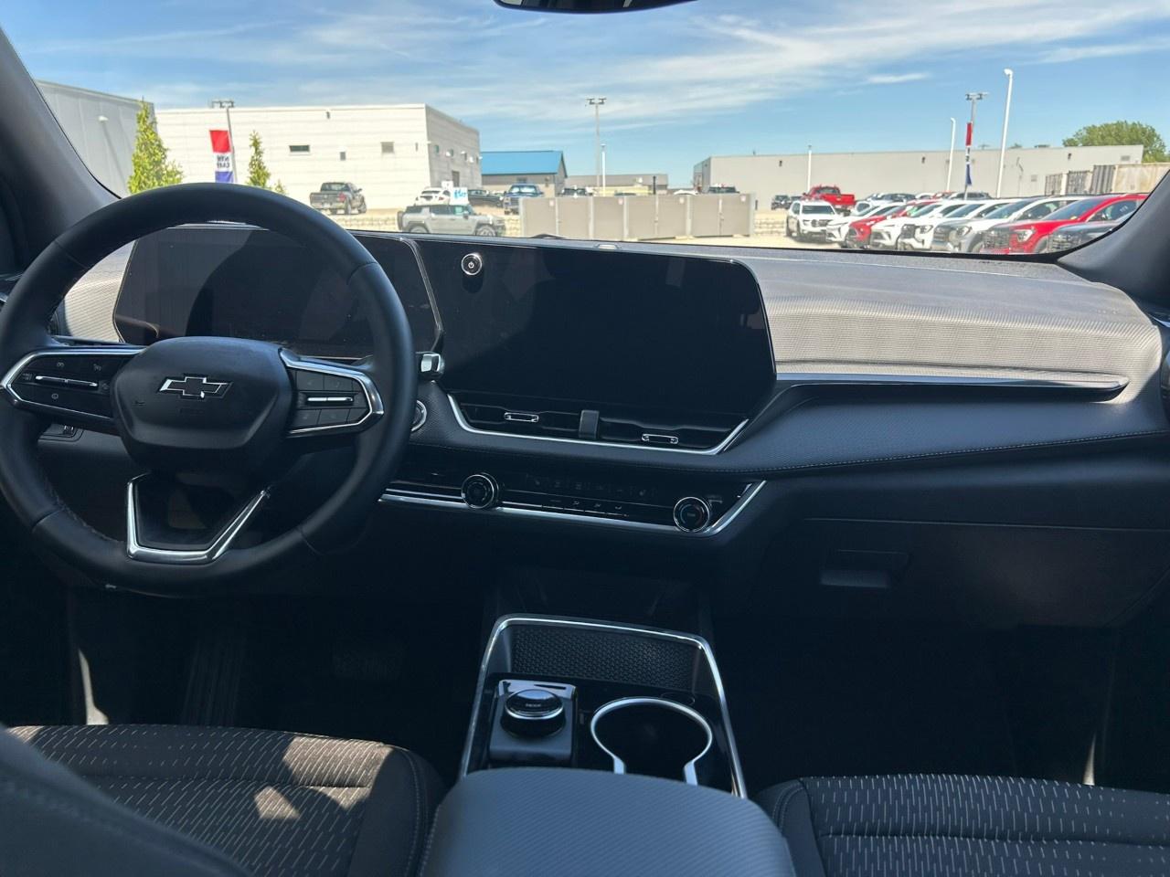 2026 Chevrolet Equinox FWD LT Photo
