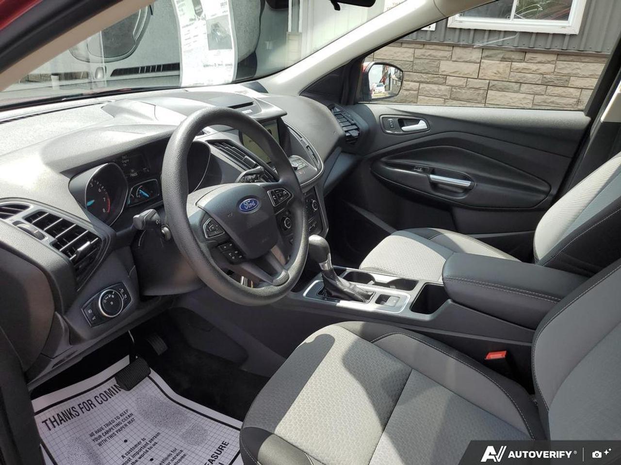 2017 Ford Escape SE-2.0L-BACK UP CAMERA-HEATED SEATS-BLUETOOTH Photo