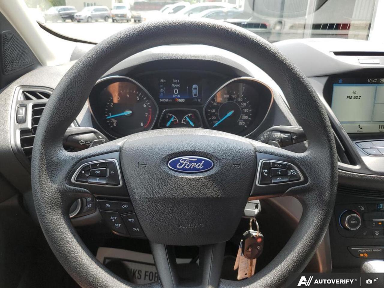 2017 Ford Escape SE-2.0L-BACK UP CAMERA-HEATED SEATS-BLUETOOTH Photo