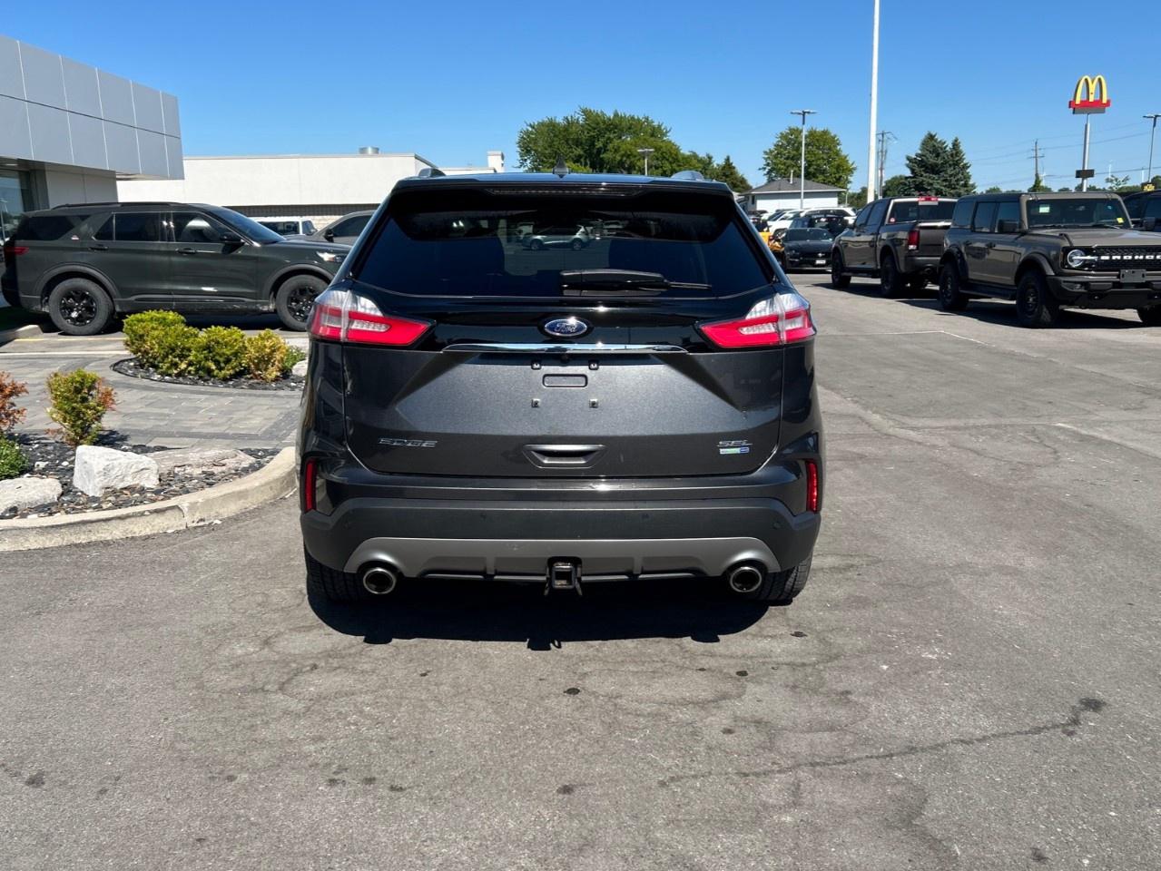 2019 Ford Edge SEL AWD Photo2