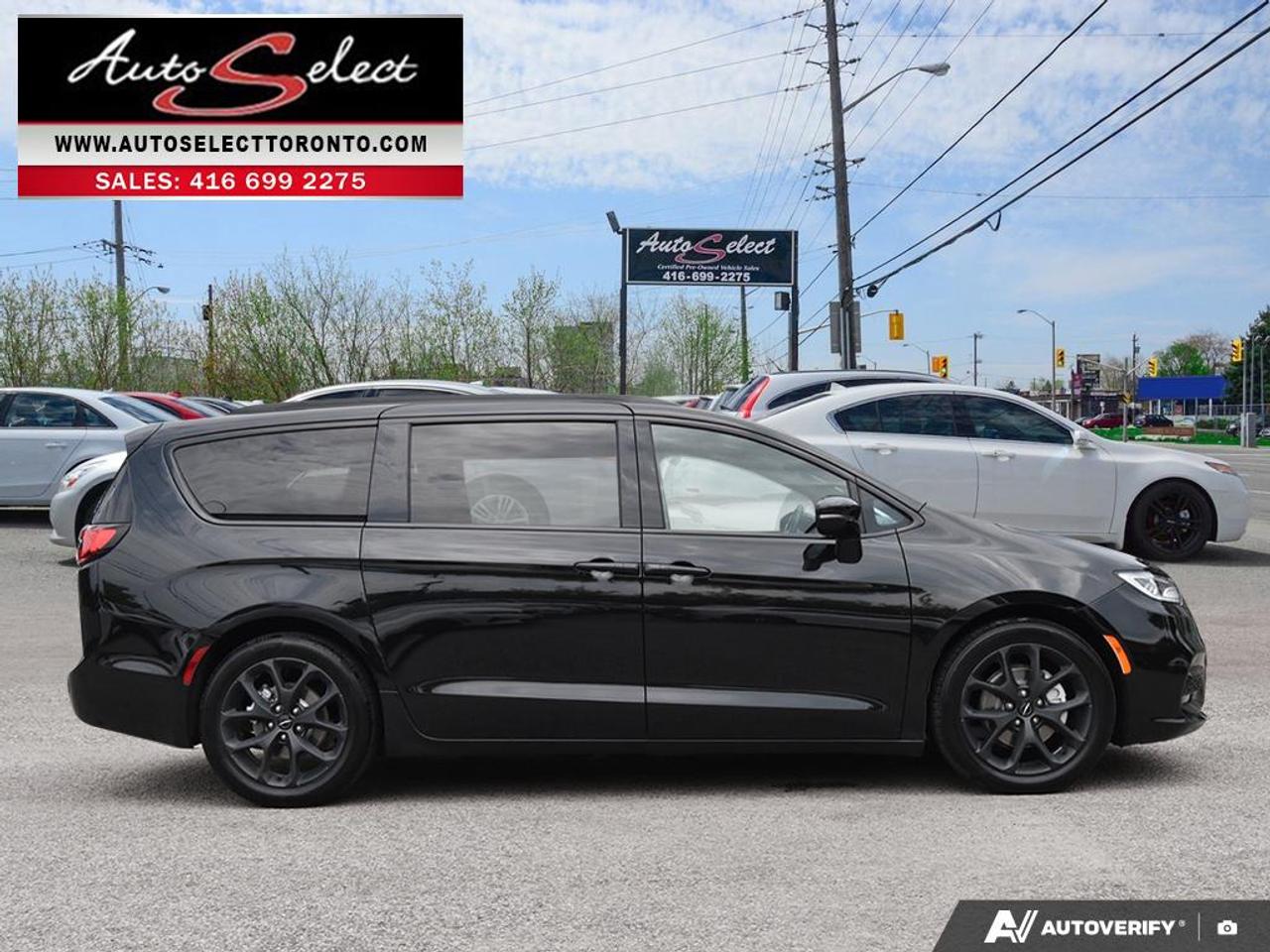 2021 Chrysler Pacifica Touring-L Plus S Sport - DVD Entertainment Pkg - Clean Carfax Photo2