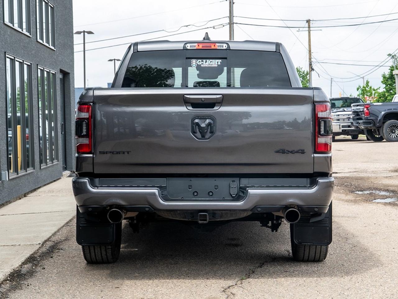 2023 RAM 1500 SPORT 4x4 CREW CAB Photo6