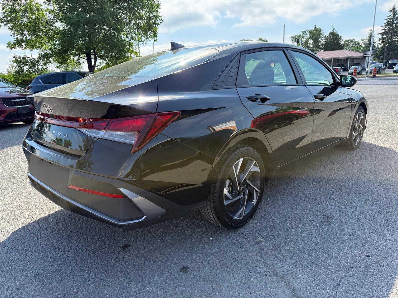 2025 Hyundai Elantra Preferred w/Tech Package Sunroof! NAV! AutoStart! Photo
