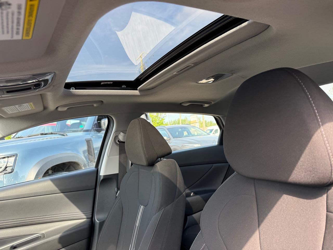 2025 Hyundai Elantra Preferred w/Tech Package Sunroof! NAV! AutoStart! Photo