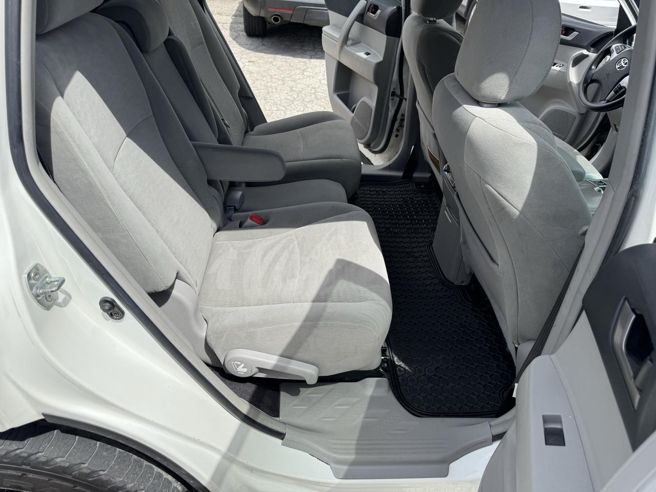 2012 Toyota Highlander  Photo