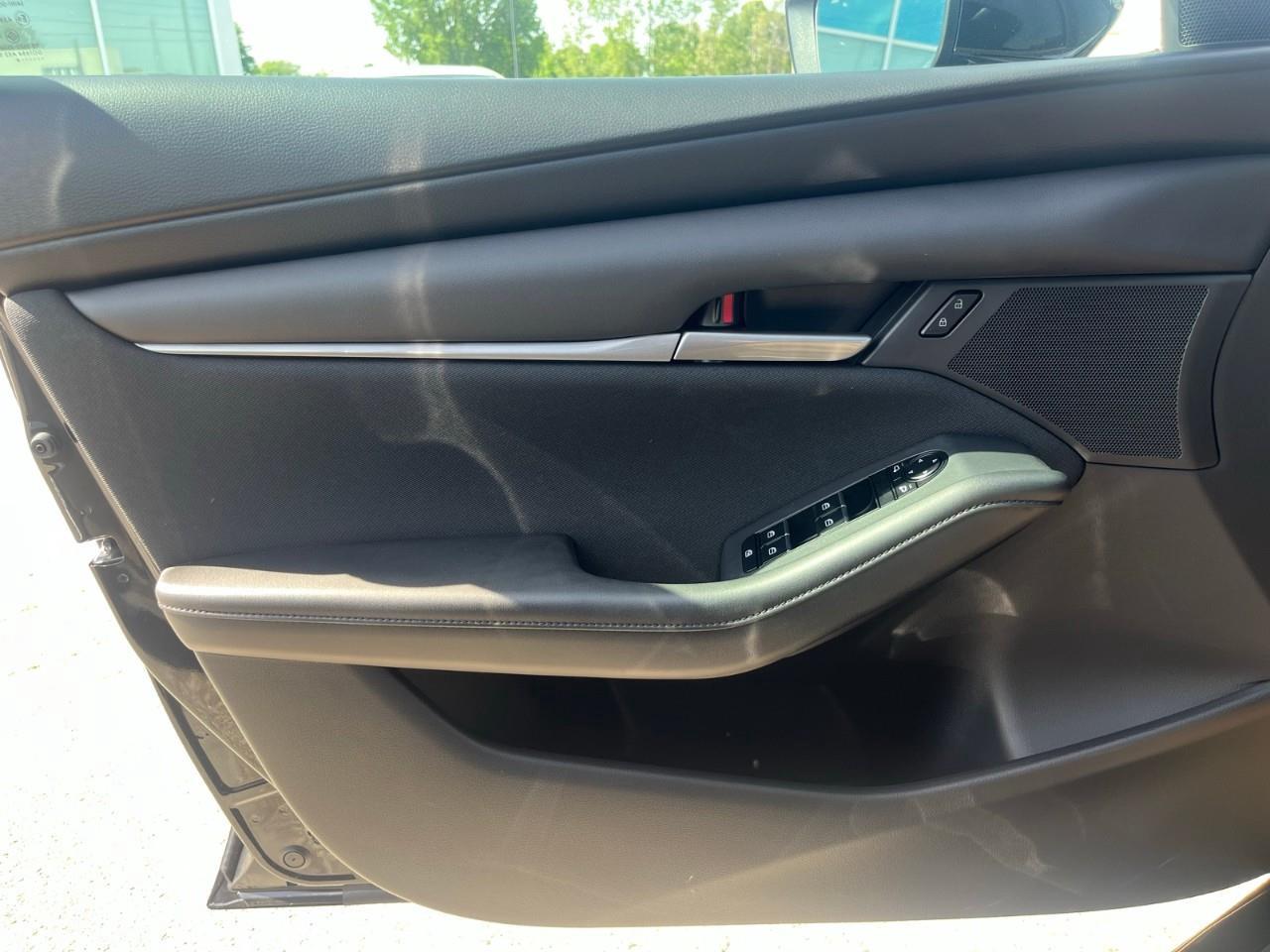 2026 Mazda MAZDA3 GX Photo