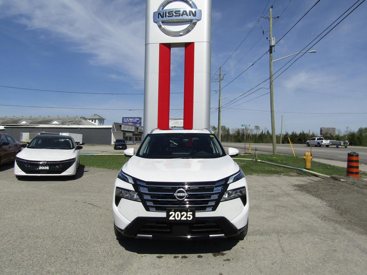 2025 Nissan Rogue Platinum Photo